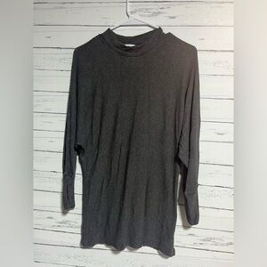 Republic Women’s Size M Gray Rayon Sweater Soft Stretch